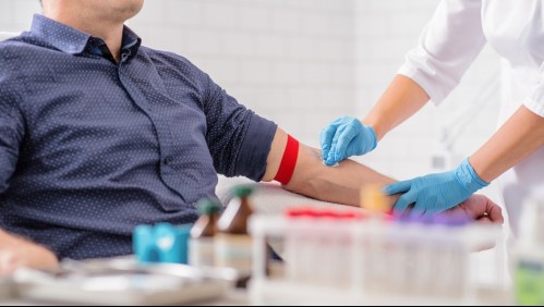 Canadá pone fin a restricciones para que hombres homosexuales donen sangre
