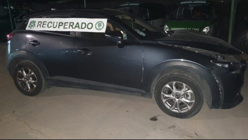 Adolescentes fueron detenidos tras realizar portonazo en La Pintana: Los atraparon tras pasarse una luz roja