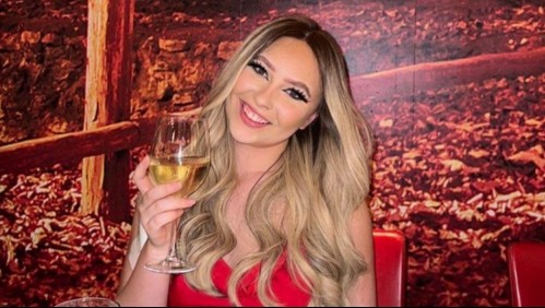 Fue al médico por un fuerte dolor en el pecho y recibió un diagnóstico que la obligó a someterse a un duro tratamiento