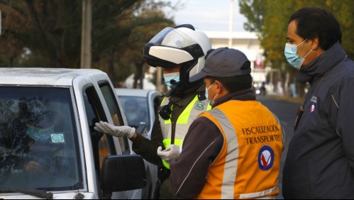Vuelve la restricción vehicular a Santiago: revisa los dígitos para este lunes 2 de mayo