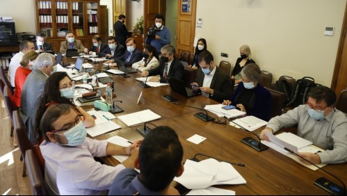 Aumento del sueldo mínimo: Comisión de Hacienda aprueba el proyecto y será revisado en Sala este miércoles