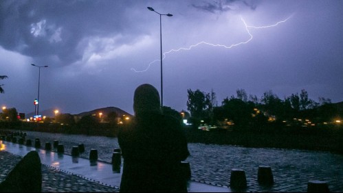 Cuatro comunas están en alerta por posibles tormentas eléctricas