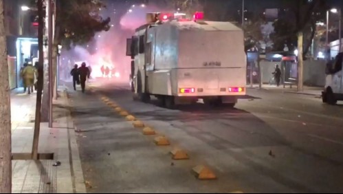 Incidentes y saqueos marcan manifestación en las cercanías de la Ex Posta Central