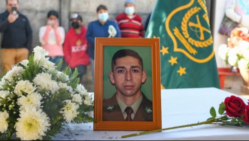 Carabinero asesinado recibe ascenso póstumo y se renombra cuartel de Renaico en su honor