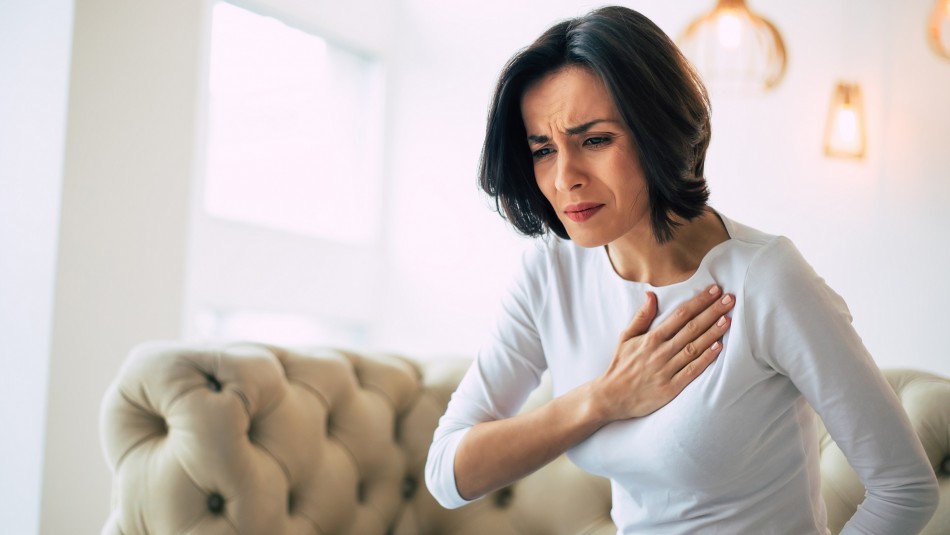 Precaución ante el dolor de pecho: Estos son los síntomas de la miocarditis