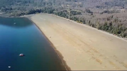 Vuelve a fluir el agua al Lago Caburgua: Destruyen dique que impedía el paso