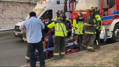 Comisario de la PDI cae desde 6 metros mientras perseguía a sujetos que habían robado camión: Terminó con fractura