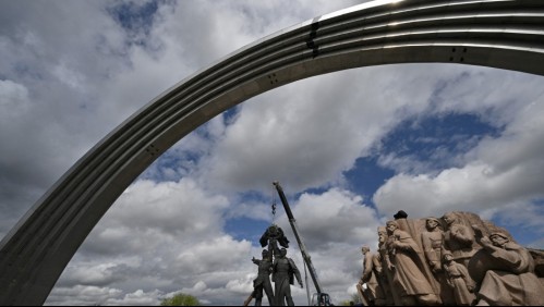 'Arco de la Libertad del Pueblo Ucraniano': Kiev cambia el nombre a un emblemático monumento soviético