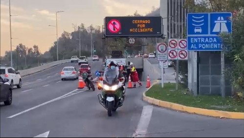 Teniente de Carabineros murió tras chocar su moto contra un muro de la autopista Costanera Norte