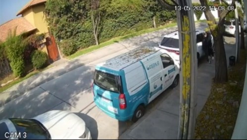 Robaron vehículo con más de $20 millones en su interior y luego lo abandonaron sin llevarse el dinero