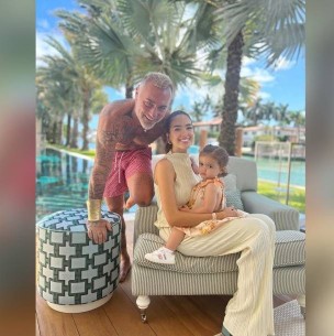 Con globos: Así fue la lujosa y tierna bienvenida de Gianluca Vacchi a Sharon Fonseca a su mansión de Italia Con globos: Así fue la lujosa y tierna bienvenida de Gianluca Vacchi a Sharon Fonseca a su mansión de Italia