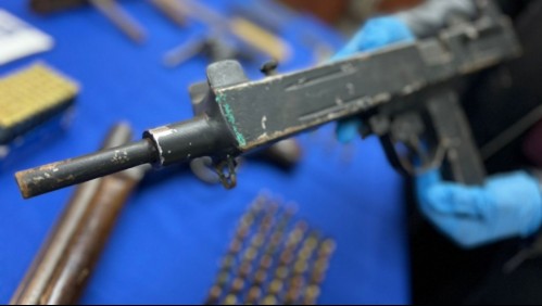 'Utilizaban armas para amedrentar a vecinos': incautan gran armamento y drogas de grupos narco de la RM