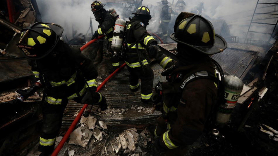 Madre e hijas menores de edad mueren tras quedar atrapadas en incendio de su domicilio