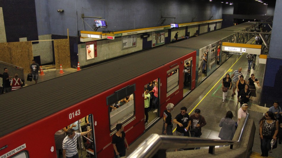 Metro restablece servicio entre las estaciones El Llano y La Cisterna de la Línea 2