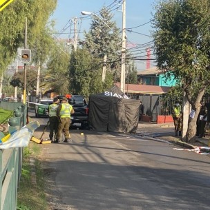 Madre muere atropellada cuando dejaba a hijo y una compañera en el colegio: conductor está detenido Madre muere atropellada cuando dejaba a hijo y una compañera en el colegio: conductor está detenido