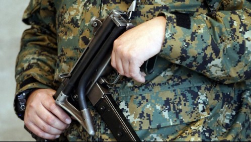 Suboficial del Ejército se querella contra comandante por violación y abuso sexual: acusado fue separado de funciones