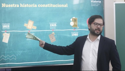 Boric anuncia lanzamiento de campaña para informar sobre plebiscito de salida: 'Los protagonistas serán los habitantes'