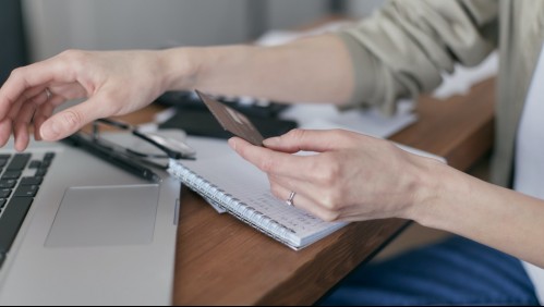 Experto explica alcances del proyecto 'Chao Dicom': 'Está establecido en general para cualquier registro de deuda'