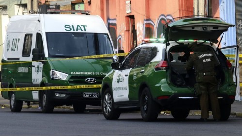 Turba de 17 sujetos entró a robar a restaurante chino en El Bosque: Amenazaron a trabajadores y dañaron el local