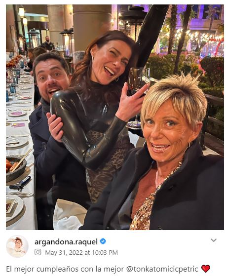 Publicación de Raquel Argandoña