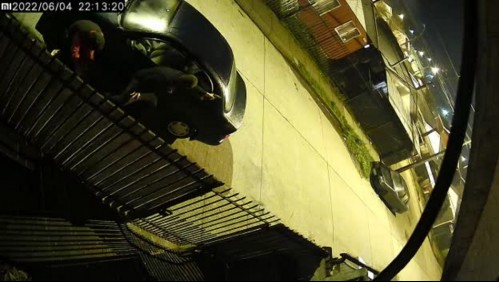 Video muestra balacera en la que murió joven universitaria que estaba dentro de su casa en Valdivia