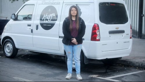 'Estoy expuesta': le clonaron la patente de su vehículo de trabajo y ha recibido infracciones y denuncias por robo