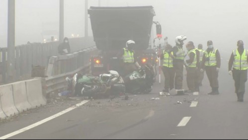 Conductor arrasa con motos de carabineros en medio de un procedimiento por atropello fatal en la Ruta 5 Sur