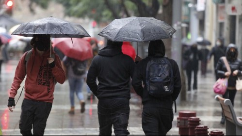Pronóstico de precipitaciones para este miércoles y jueves en Santiago: revisa cuánto y dónde lloverá