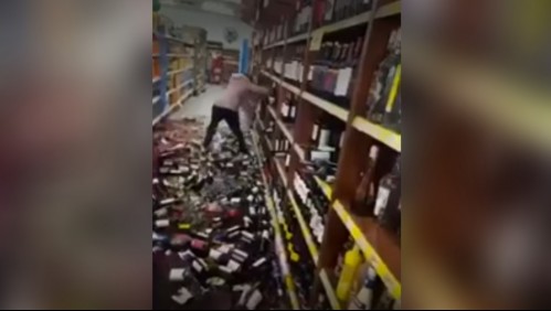 'Me cegó el enojo': La despiden de supermercado y en venganza destruye gran cantidad de botellas de vino