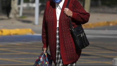 Vendedora de humitas con discapacidad visual denuncia robo de su mochila con sus medicamentos para la tiroides