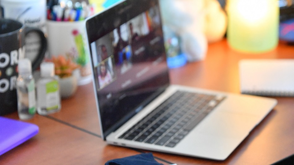 Venta de notebook termina en estafa: Mujer pierde todos los ahorros que tenía para operarse Venta de notebook termina en estafa: Mujer pierde todos los ahorros que tenía para operarse