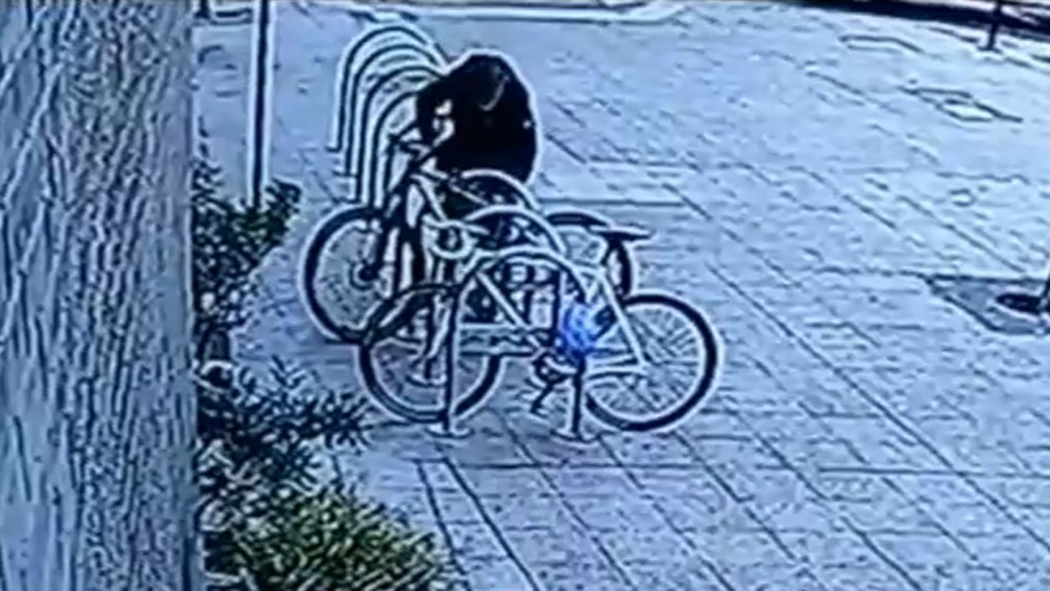 Capturan a banda que robaba bicicletas en Providencia: Su líder portaba tobillera electrónica