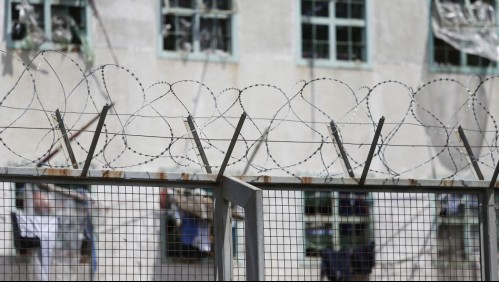 Masivo uso de celulares desde la cárcel: Buscan instalar antenas para inhibir señales de teléfonos móviles