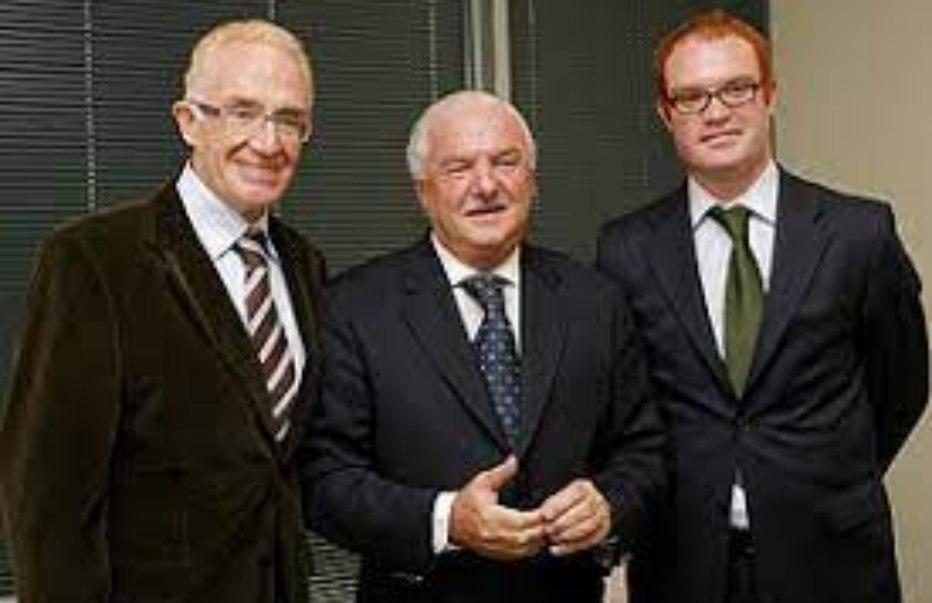 De izquierda a derecha: Pedro Carcuro, Sergio Livingstone y Franco Carcuro