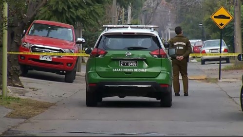 Enfermera es apuñalada afuera de su casa: acababa de terminar su turno en una clínica de Las Condes