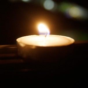 Usuarios de redes sociales denuncian cortes de luz en distintas comunas de la capital Usuarios de redes sociales denuncian cortes de luz en distintas comunas de la capital