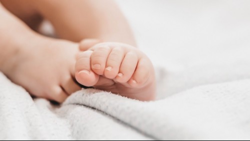 Un bebé muere ahogado dentro de una bañera: Su madre se habría quedado dormida enviando mensajes de texto