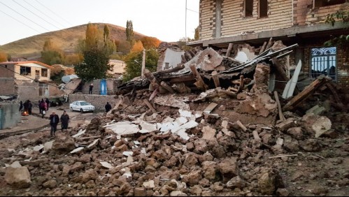 Tres muertos y 19 heridos tras terremoto que sacudió el sur de Irán
