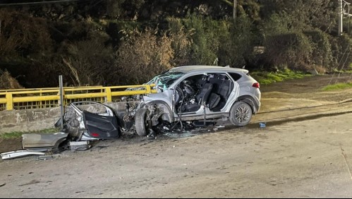 Conductor de 21 años muere tras chocar su vehículo con barrera de contención en Puente Alto