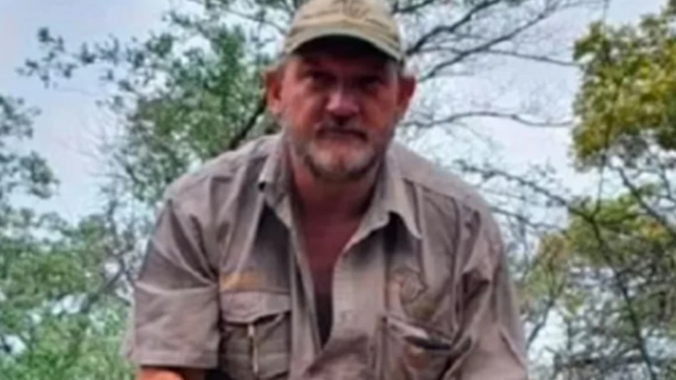 Asesinan a tiros a Riaan Naude, hombre que se dedicaba a cazar leones, jirafas y elefantes en Sudáfrica.