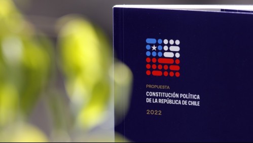 Plebiscito por nueva Constitución: Rechazo llega al 49% y supera por 18 puntos al Apruebo según encuesta Criteria