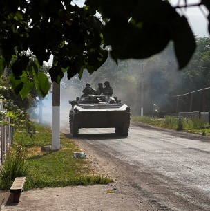 Evacuaciones en el Donbás ucraniano ante el implacable avance de las fuerzas rusas Evacuaciones en el Donbás ucraniano ante el implacable avance de las fuerzas rusas