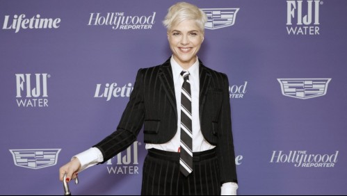 No podía hablar y utilizaba un bastón: Esta es la impredecible enfermedad que tiene Selma Blair