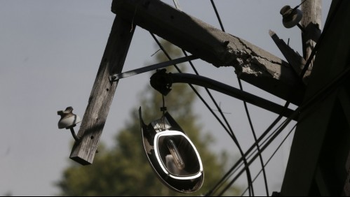 Superintendencia de Electricidad y Combustibles reporta más de 159 mil clientes afectados por corte de luz en el país