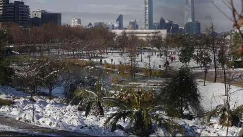 Nieve en Santiago: la hora en que se espera el evento meteorológico de este jueves