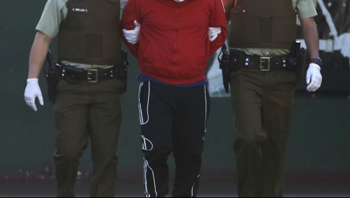 Conductor en estado de ebriedad chocó vehículo policial, se dio a la fuga y mordió a carabinero al ser detenido