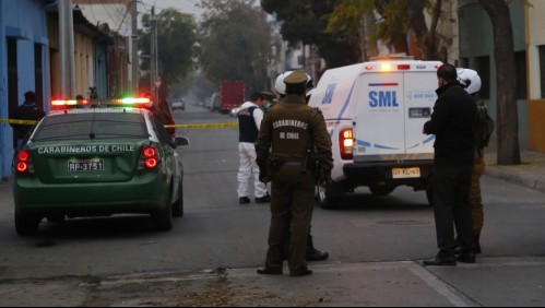 Hombre es asesinado mientras compartía con su familia dentro de su casa