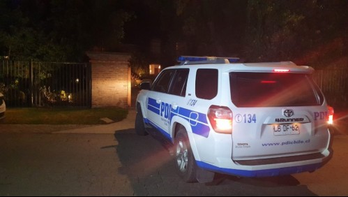 Hombre es baleado por delincuentes en su casa: Sujetos huyeron en un vehículo 'que los esperaba en el exterior'