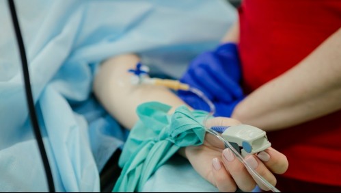 Mujer despierta de un coma de dos años y acusa a su hermano de agredirla con un machete