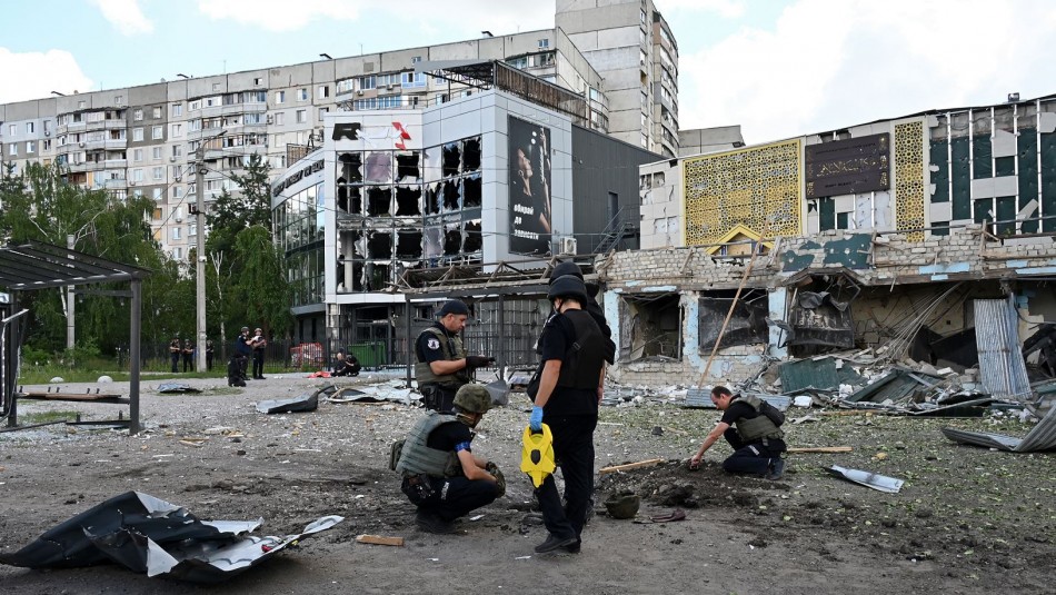 Bombardeo ruso en Ucrania: Dos muertos y 19 heridos deja ataque en Járkov Bombardeo ruso en Ucrania: Dos muertos y 19 heridos deja ataque en Járkov